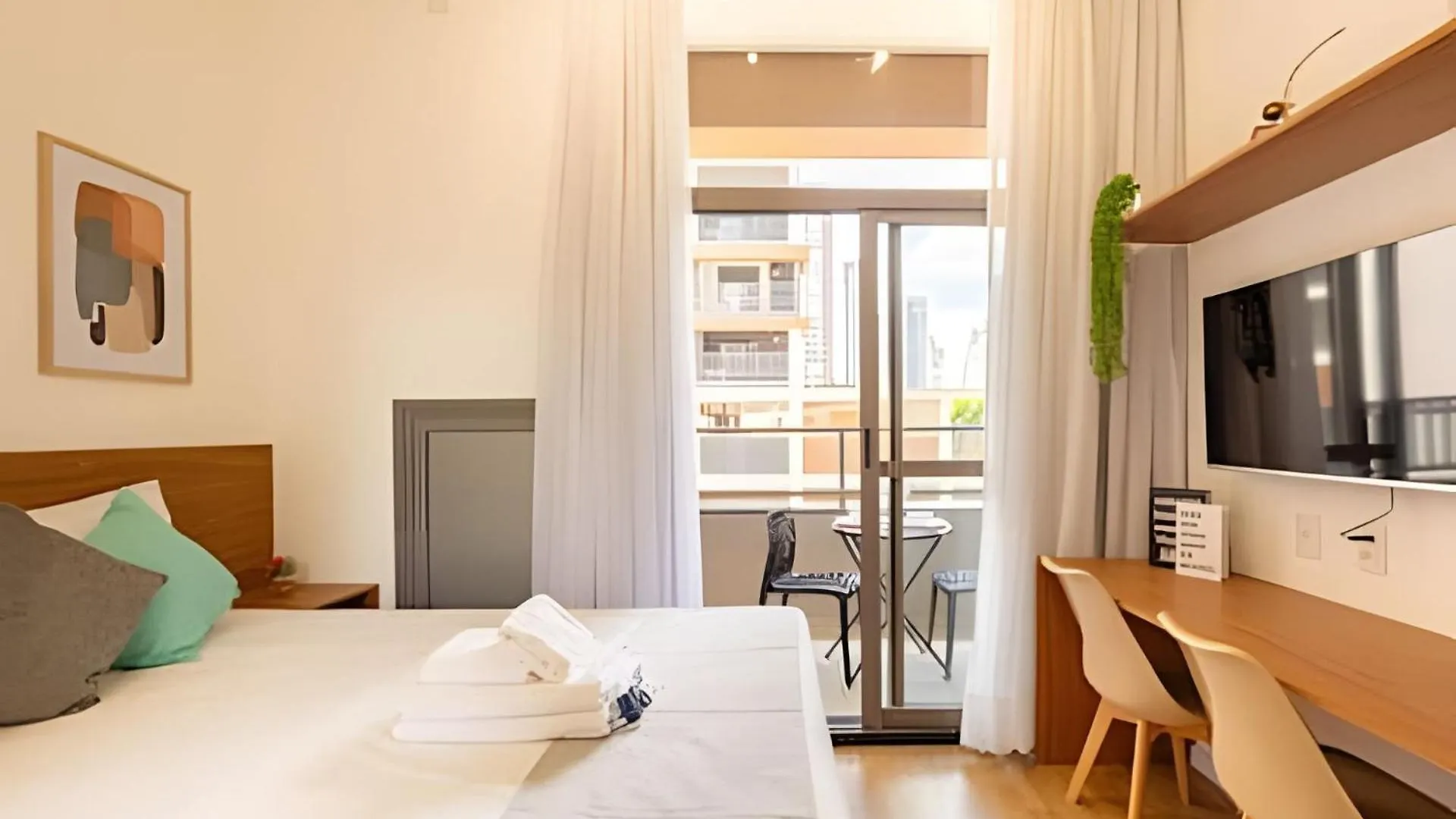 Easy Star - Lindo Studio Ao Lado Da Estacao Brooklin - Qw01I São Paulo Brasil